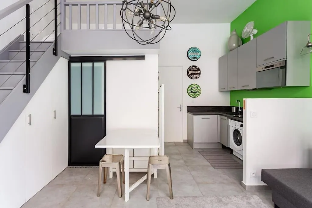 Casa Blanca Apartment Paris